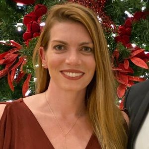 Meet your Posher, Liz